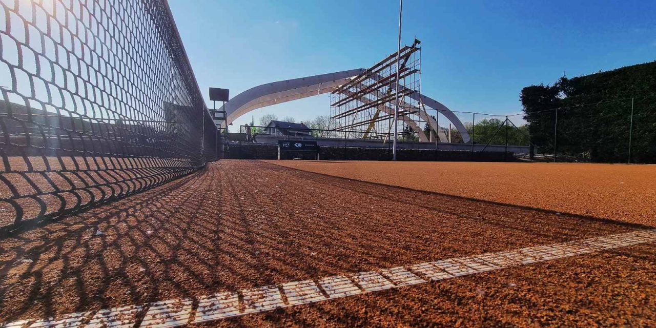 (FOTO) Nova era tenisa u Kiseljaku: Ubrzano napreduju radovi na izgradnji moderne dvorane TK “Elliptic”