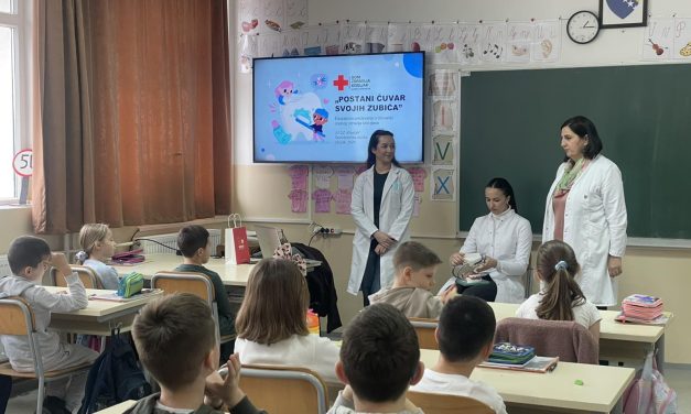 Edukativna posjeta: Stomatologinje Doma zdravlja Kiseljak učile mališane o važnosti oralne higijene