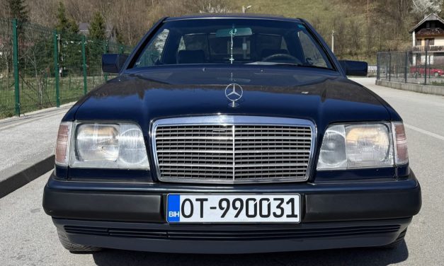 Fojnica dobila prvi registrirani oldtimer: Mercedes W124 CE Coupé