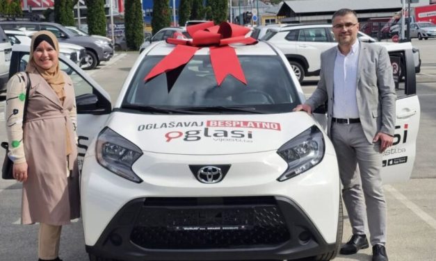 Kiseljak: Izudin Dahija osvojio automobil u nagradnoj igri i poklonio ga supruzi