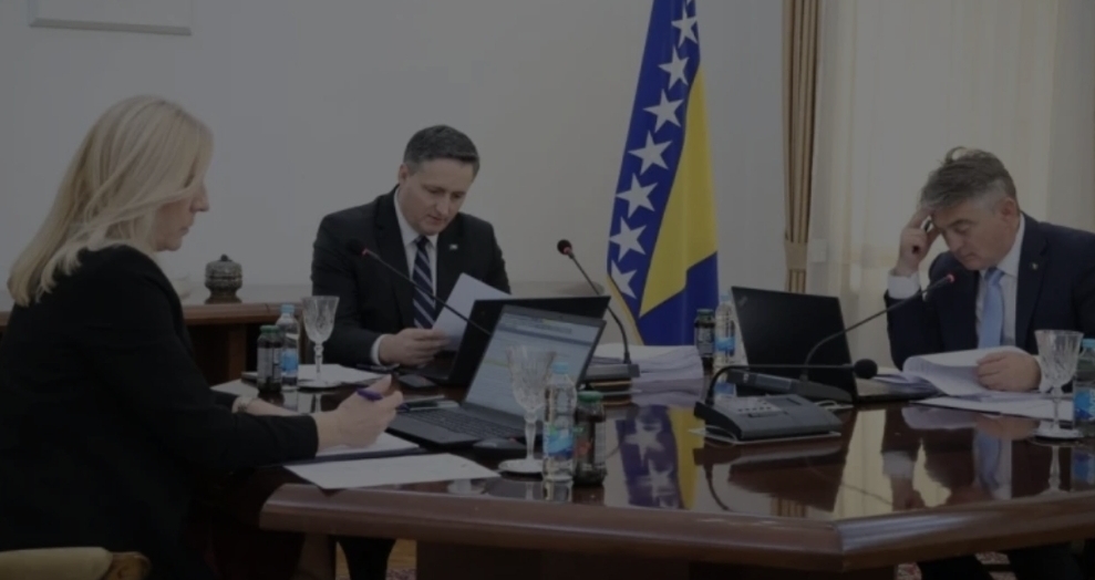 Bećirović i Komšić opet ‘spasili’ Muslimansko bratstvo