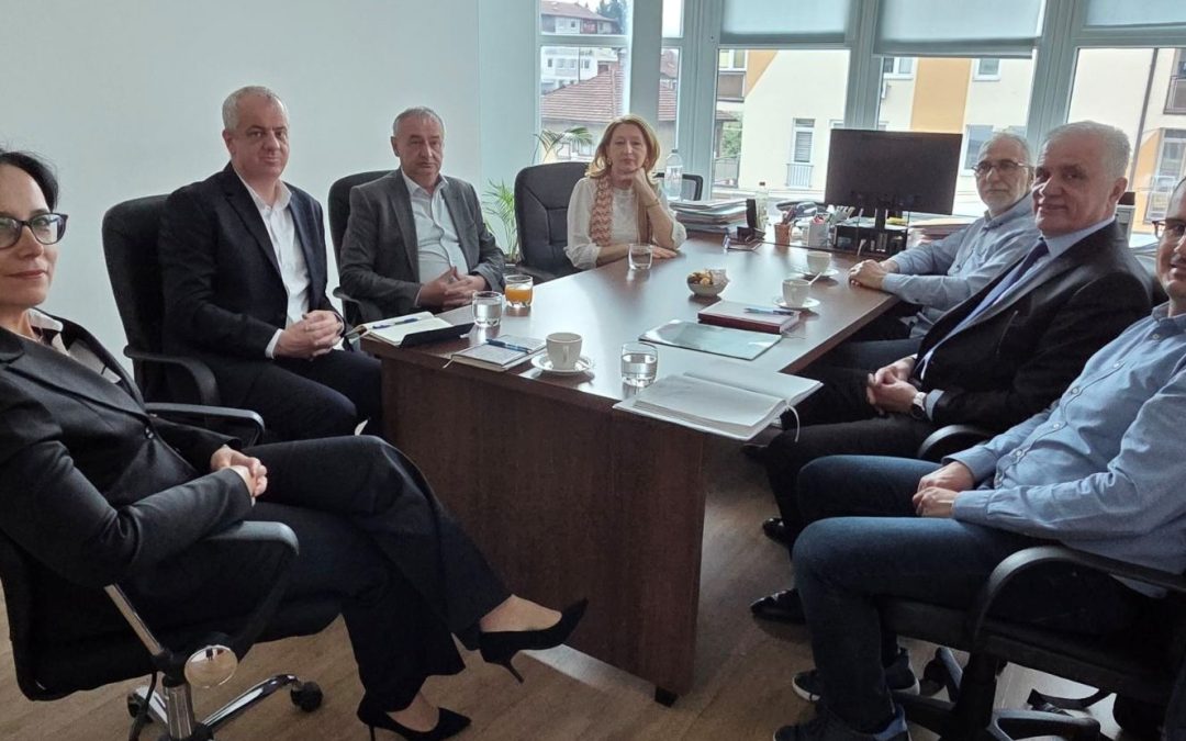 Održan radni sastanak na temu uspostave zemljišne knjige za katastarske općine Višnjica i Kiseljak