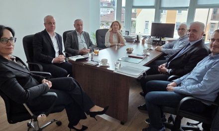 Održan radni sastanak na temu uspostave zemljišne knjige za katastarske općine Višnjica i Kiseljak