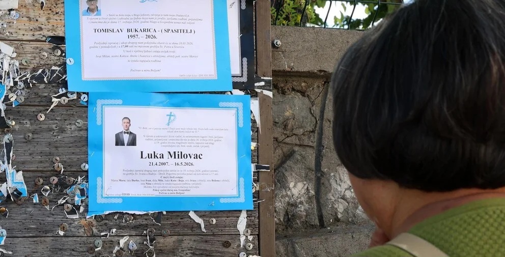 Proglašen dan žalosti u Drnišu, građani se opraštaju od ubijenog Luke. “Vladaju ogorčenost i ljutnja na sustav zbog kojeg je nastradao”