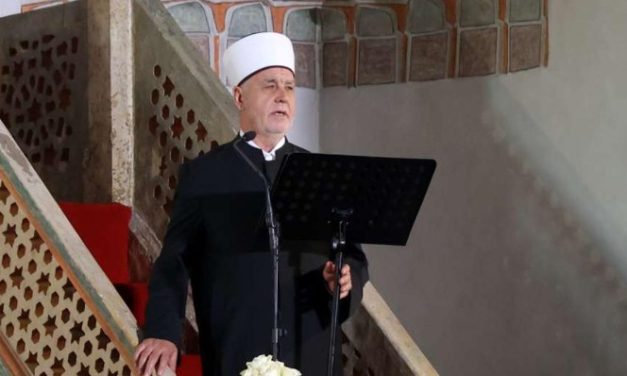 Muslimani obilježavaju Kurban-bajram, Kavazović poručio: Ostavimo iza sebe podjele, podvale i prevare