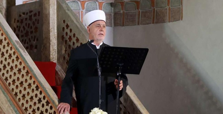 Muslimani obilježavaju Kurban-bajram, Kavazović poručio: Ostavimo iza sebe podjele, podvale i prevare