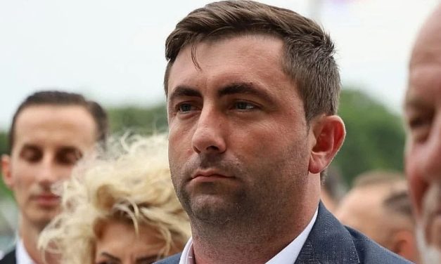Policija podnijela izvješće protiv gradonačelnika Bijeljine zbog sumnje na zlouporabu položaja