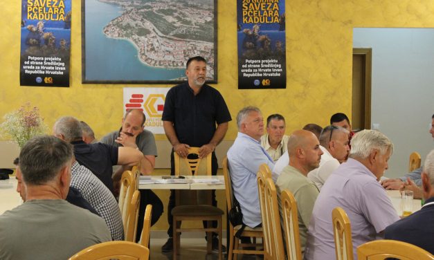 NEUM: Održana redovita izborna skupština Saveza pčelara “Kadulja”, Kiseljačanin dopredsjednik