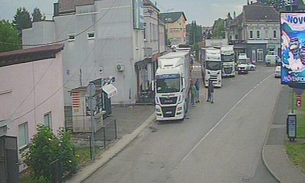 Obustavljen promet na graničnom prijelazu Gradiška, urušio se dio mosta