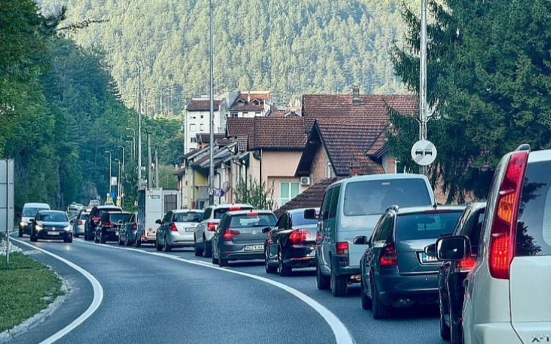 BIHAMK: Očekuju se velike gužve na M-17: Evo kojom cestom najbrže doći s juga u unutrašnjost