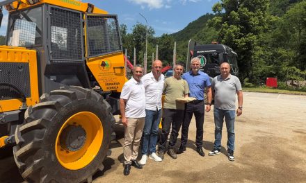 Šumarija Fojnica bogatija za novi šumski zglobni traktor HITTNER 140V: Nastavak modernizacije i snažna potpora radnicima