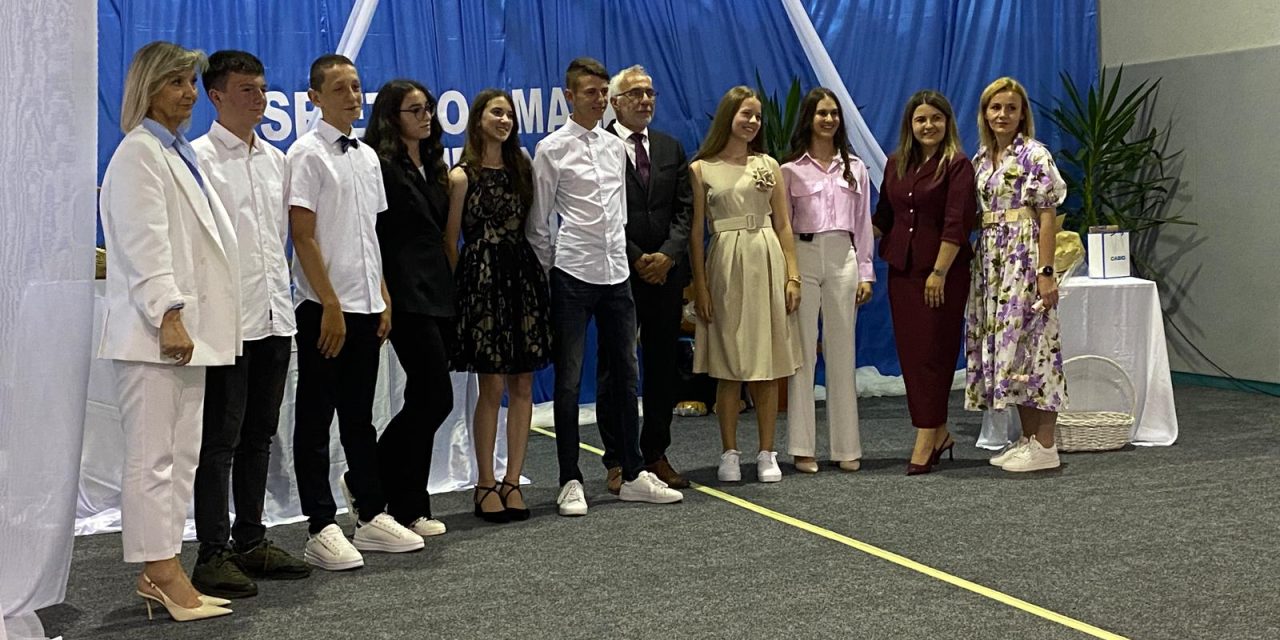 Svečano i emotivno u OŠ „Brestovsko“: Ispraćena još jedna sjajna generacija malih maturanata