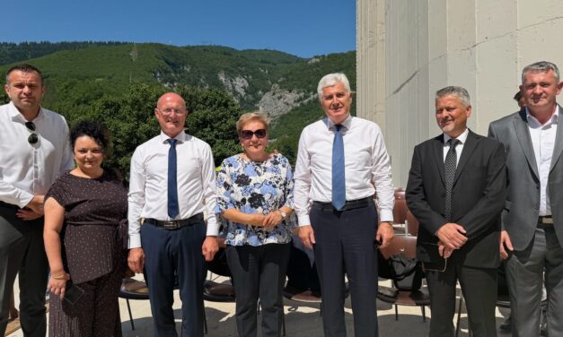 Podmilačje još jednom poslalo snažnu poruku mira, zajedništva i očuvanja vrijednosti koje povezuju hrvatski narod