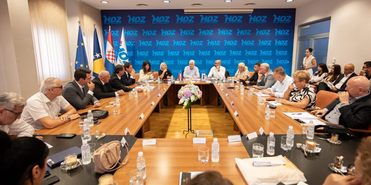 Predsjedništvo HDZ-a BiH: Dogovor ostaje ključ političke stabilnosti