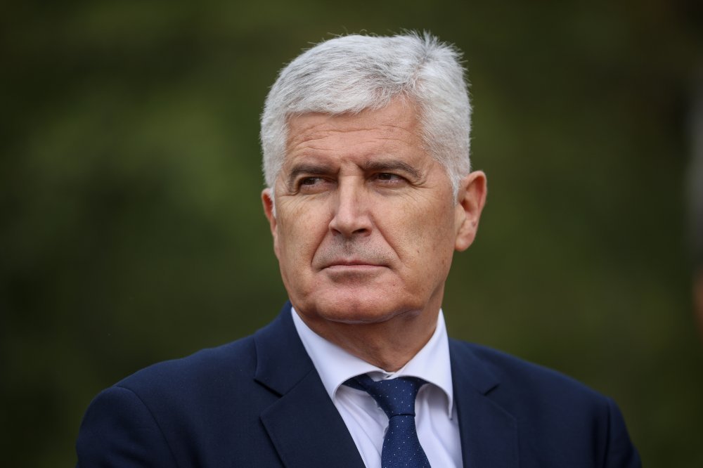 Čović uputio čestitku nogometnoj reprezentaciji BiH