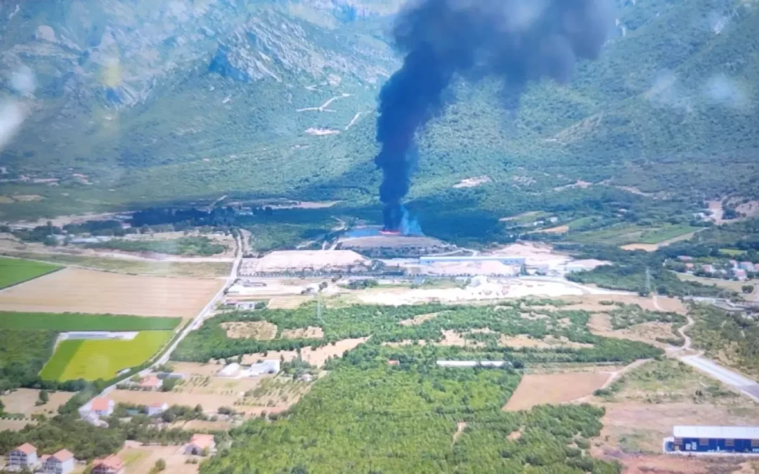 Gori deponija Uborak kod Mostara, stanje kritično