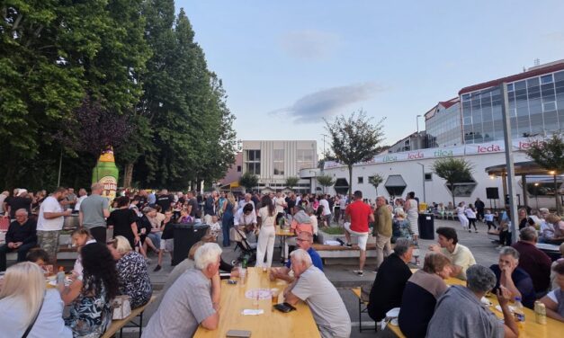 Tradicija se nastavlja: Ribarska večer ponovno na Trgu kneza Radoje