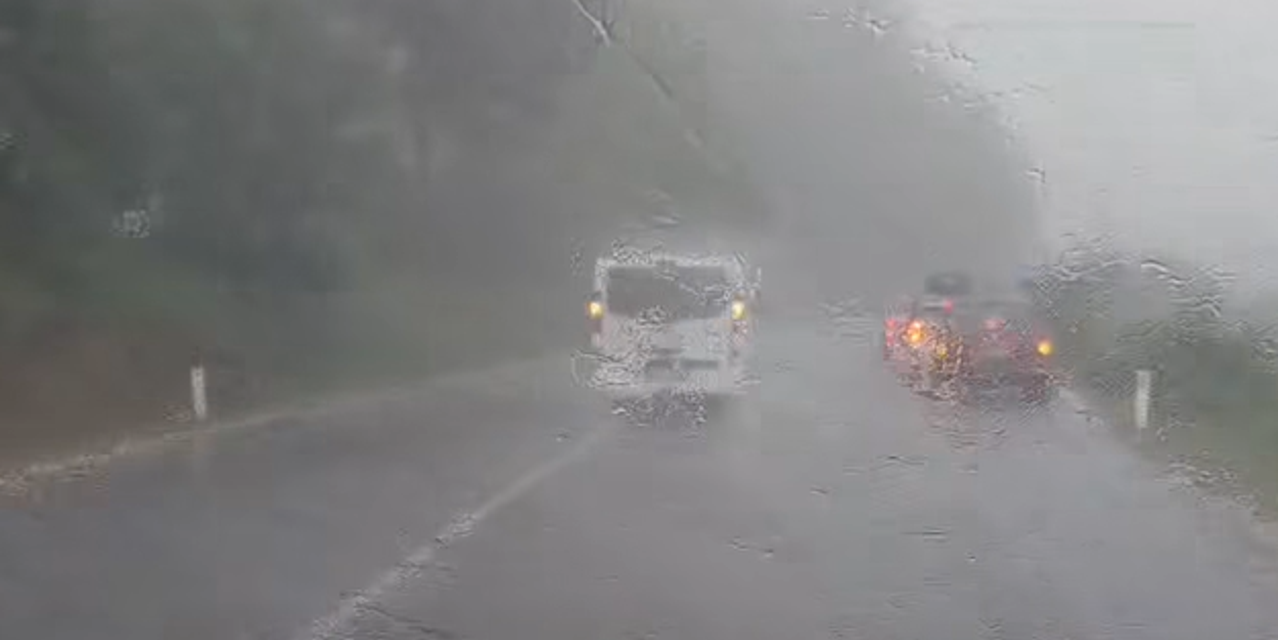 VIDEO Snažno nevrijeme stiglo u BiH: Olujni vjetar nosi sve pred sobom