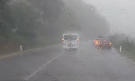 VIDEO Snažno nevrijeme stiglo u BiH: Olujni vjetar nosi sve pred sobom