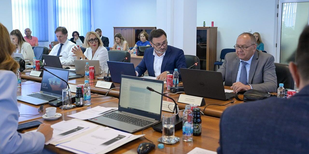 IMENOVANJA I RAZRIJEŠENJA na sjednici Vlade FBIH