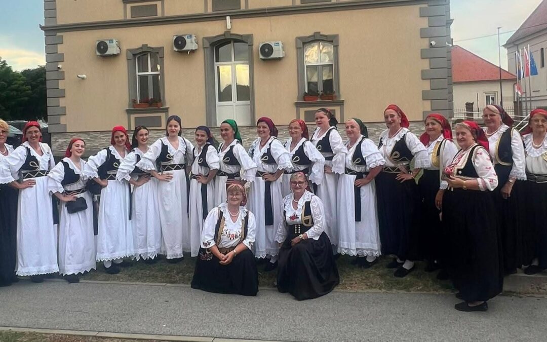 HKUD fra Karlo Kujundžić Brestovsko predstavio Kiseljak na Petrijevačkim žetvenim svečanostima