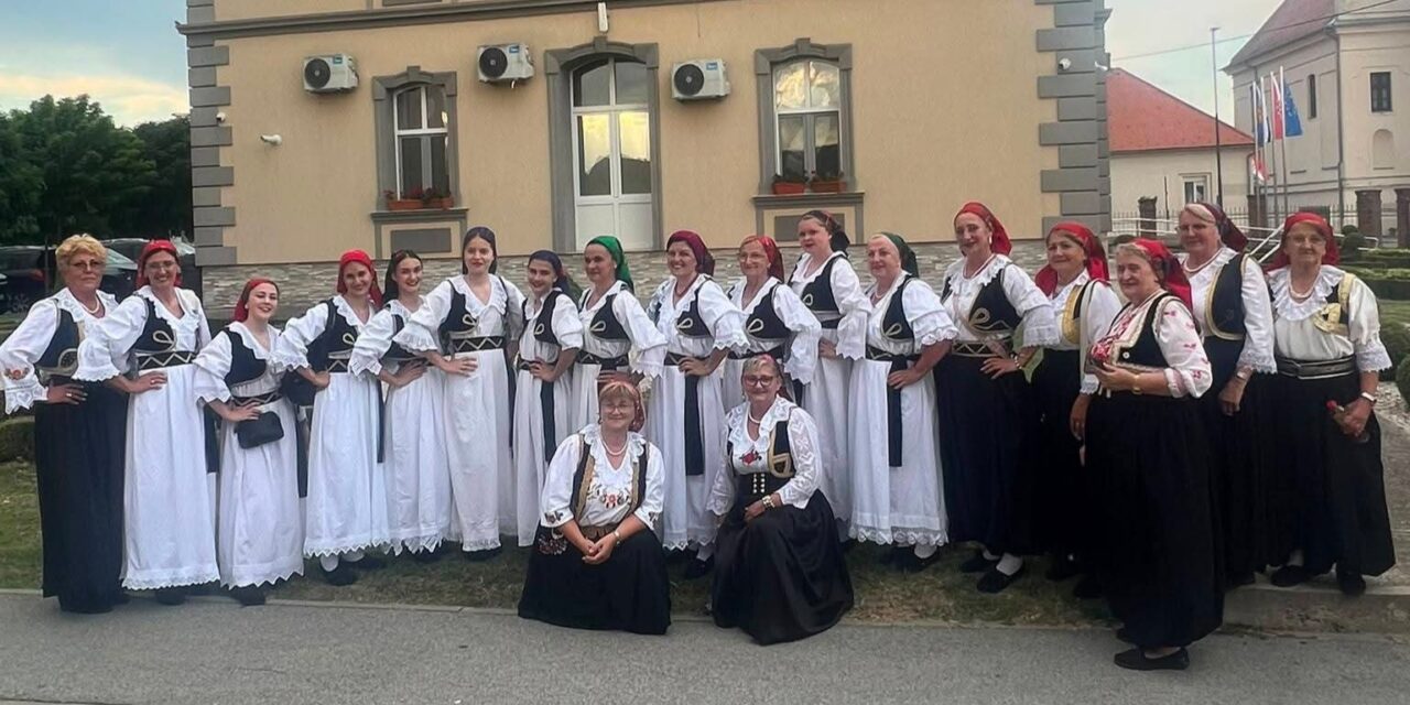HKUD fra Karlo Kujundžić Brestovsko predstavio Kiseljak na Petrijevačkim žetvenim svečanostima