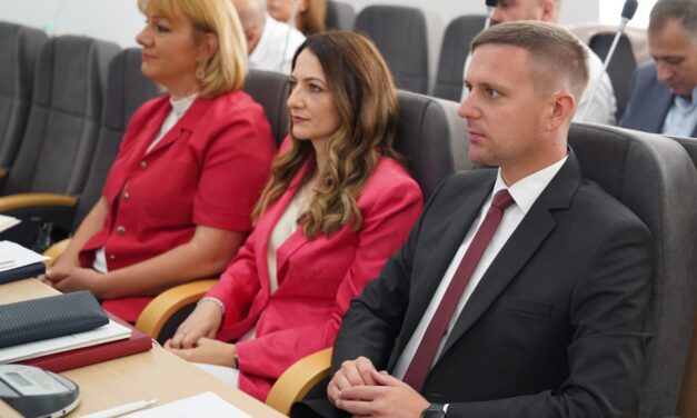 Hvale vrijedna inicijativa zastupnika Borisa Mrnjavca: Pokrenut proces za uvođenje radnih asistenata za osobe s invaliditetom u KSB