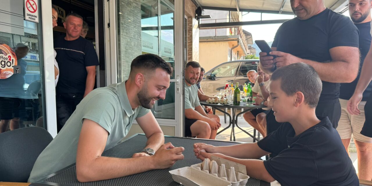 (FOTO) Mladi Filip Biletić pobjednik turnira u tucanju jaja u „Gurmanu“!
