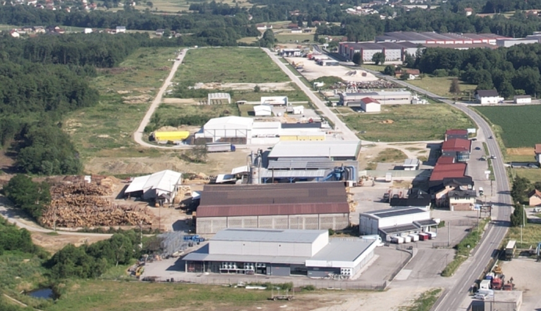 JAVNI POZIV ZA UVID U IDEJNI PROJEKT ZA IZGRADNJU PROIZVODNE HALE I NADSTREŠNICE UZ HALU U NASELJENOM MJESTU DUGO POLJE