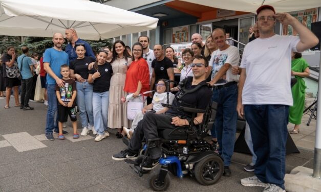 Na Šetnici kulture predstavljena knjiga „Edna” o Edni Šunjić, djevojci s Down sindromom