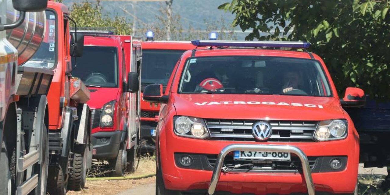 U Grudama izgorjelo 150.000 kvadrata skladišta domaće tvrtke, golema materijalna šteta