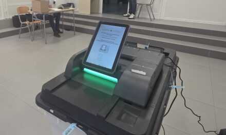 Otvorena biračka mjesta, prvi put u uporabi nove izborne tehnologije