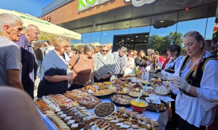 Jesenje druženje ispred Hiper KORT-a u Kiseljaku: Praznik tradicije, ukusne hrane i dobre zabave