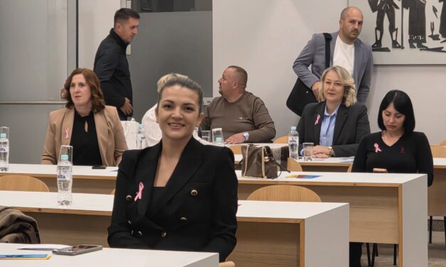 Vijećnice Općinskog vijeća Kiseljak poslale snažnu poruku solidarnosti u okviru „Ružičastog listopada“