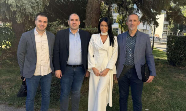 Potpisan Kolektivni ugovor o pravima i obvezama poslodavaca i radnika – doktora medicine i stomatologije zaposlenih u zdravstvenim ustanovama Kantona Središnja Bosna