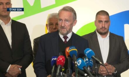 Izetbegović priznao poraz i čestitao Bećiroviću: „Ja nisam pobjednik, SDA je uspješnija od mene“