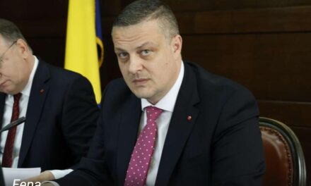 Vojin Mijatović smijenjen s dužnosti dopremijera i ministra, poznato tko dolazi umjesto njega!