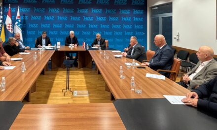 Čović s Klubom utemeljitelja HDZ-a BiH: Prioritet ostaje zaštita prava hrvatskoga naroda